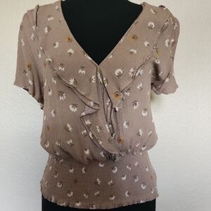 Everleigh Beige Floral V-Neck Blouse